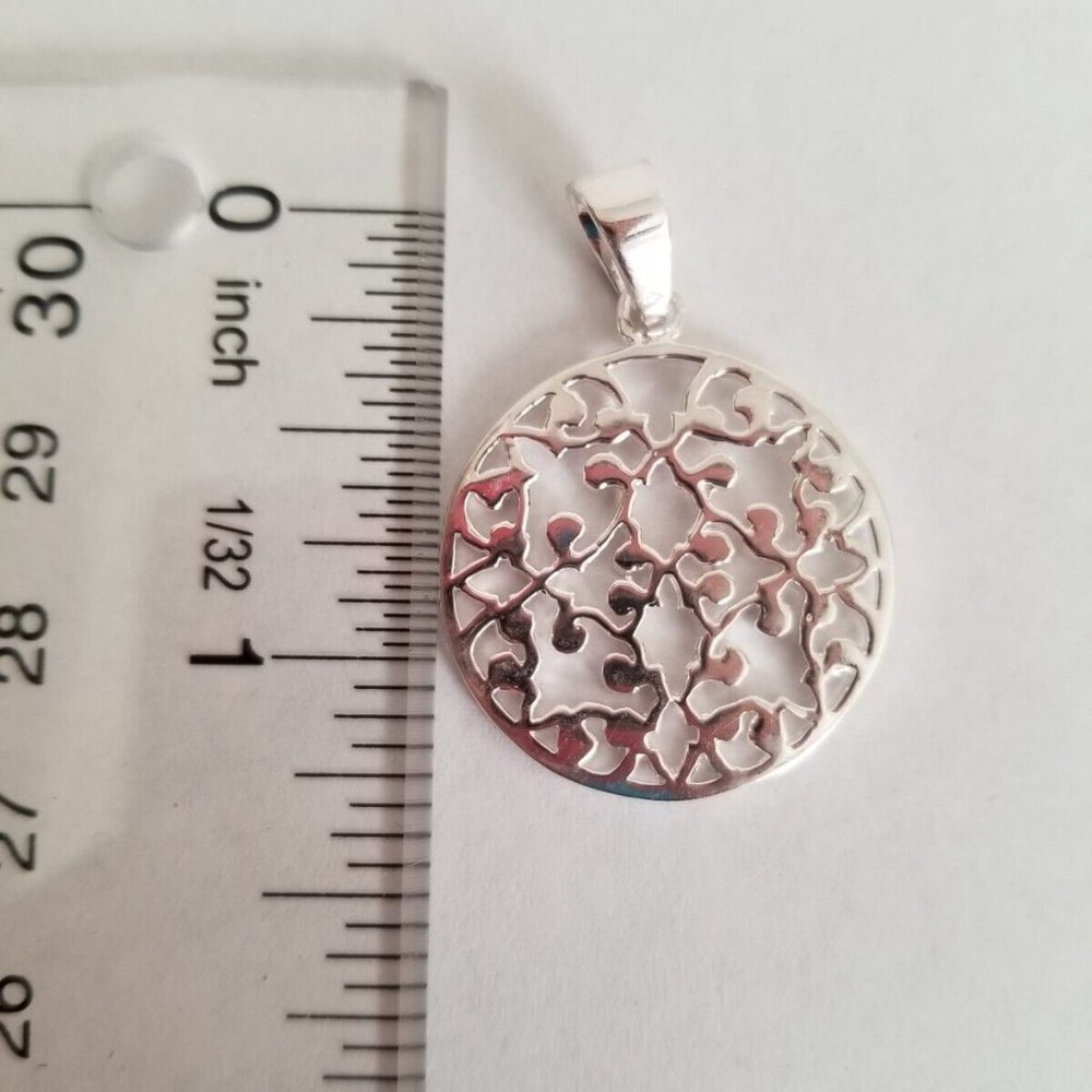 925 Sterling Silver Open Floral Vine Circle Round Pendant Necklace Made Thailand - Picture 3 of 6